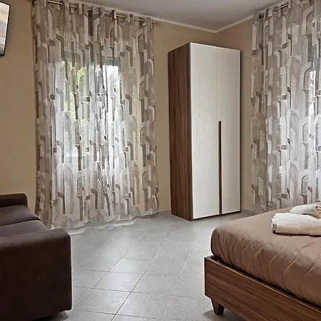 Maison Domines تْشامبينو